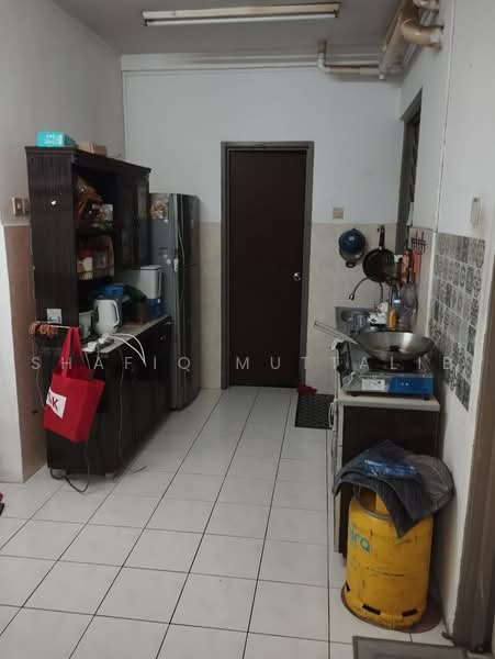 Apartment for Sale at Vista Pinggiran Apartment - Shafiq Muttalib - Kitchen - PropertyGuru.com.my