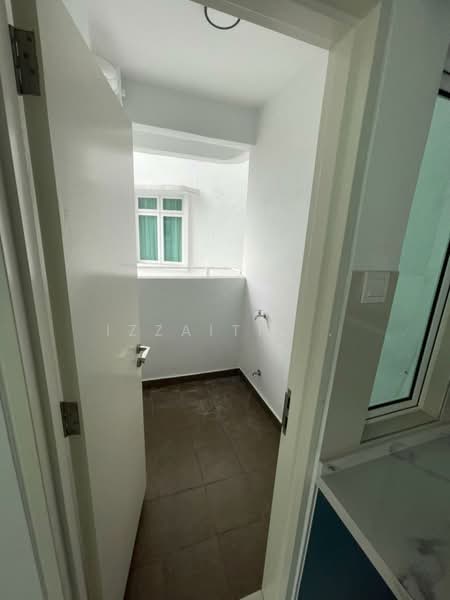 Kondominium untuk Disewa di Flora Rosa - Izzaitie . - PropertyGuru.com.my