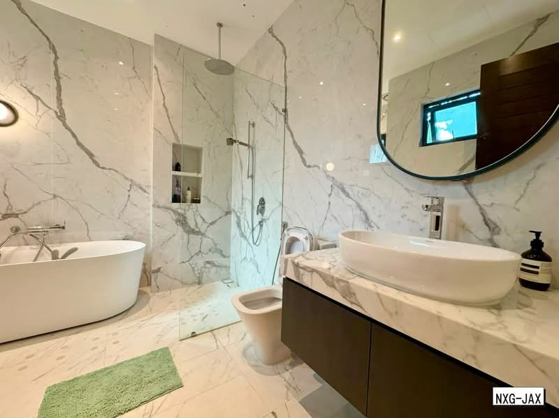 Bungalow House untuk Dijual di Kota Kemuning (Shah Alam) - Joanne Pua - Bathroom - PropertyGuru.com.my