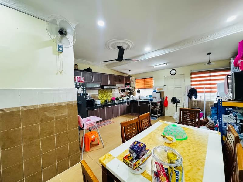 Rumah Teres 1-Tingkat untuk Dijual di Bandar Tasik Puteri (Rawang) - Yasmin Sulaiman - Kitchen - PropertyGuru.com.my