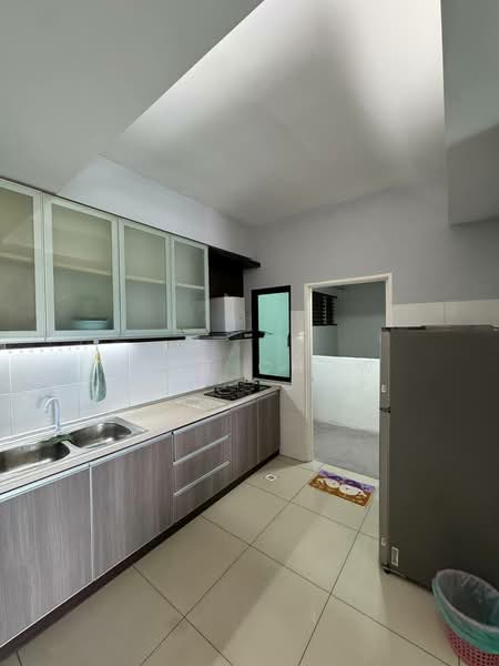 Kondominium untuk Disewa di Kinta Riverfront Hotel & Suites - Kent Chow - PropertyGuru.com.my