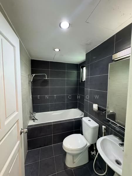 Kondominium untuk Disewa di Kinta Riverfront Hotel & Suites - Kent Chow - PropertyGuru.com.my