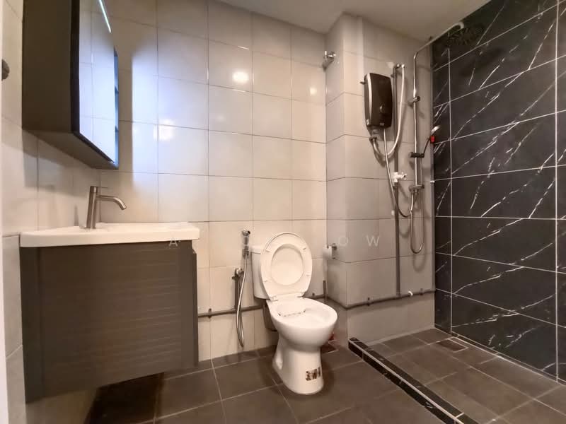 2-storey Terraced House for Sale in Taman Kundang Jaya (Rawang) - Alice Low - Bathroom - PropertyGuru.com.my