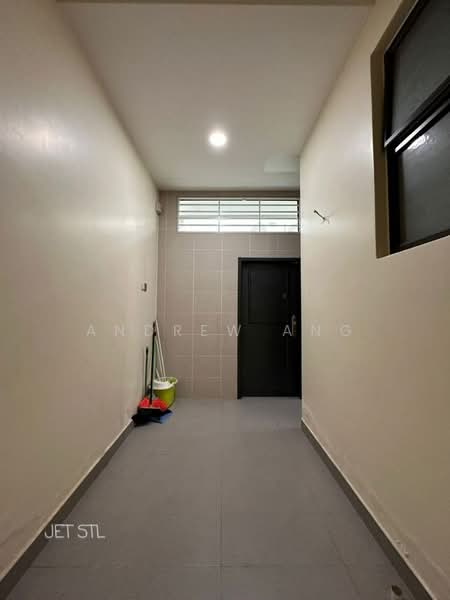 Rumah Teres 2-Tingkat untuk Dijual di Bandar Bukit Raja (Klang) - Andrew Ang - Corridor - PropertyGuru.com.my