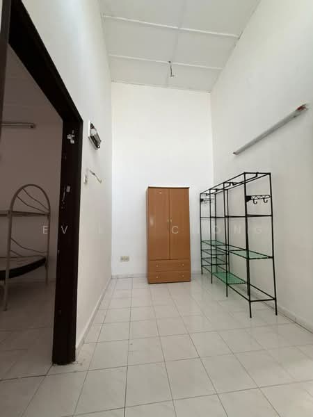 2-storey Terraced House for Rent in Desa Melati (Nilai) - Evelyn Chong - Interior - PropertyGuru.com.my