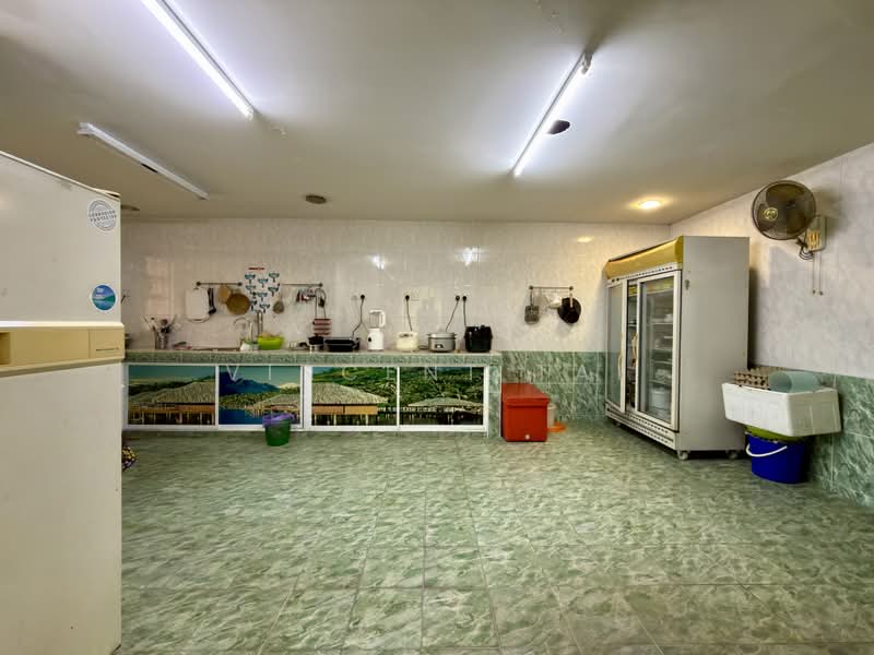 Semi-Detached House for Sale in Taman Bukit Segar (Cheras) - Vincent Tai - Kitchen - PropertyGuru.com.my