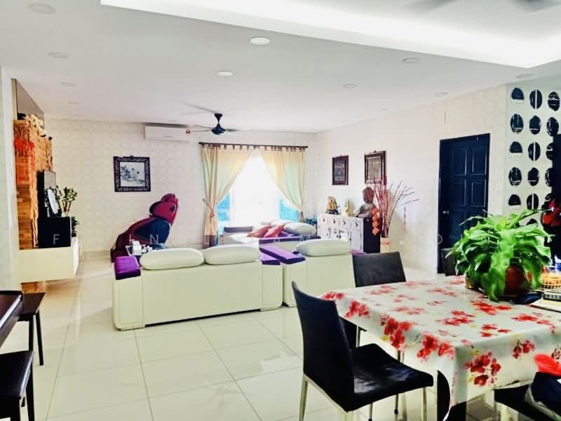Kondominium untuk Dijual di D'Pines@Ampang - Fatinul Jamaluddin - Living Room - PropertyGuru.com.my
