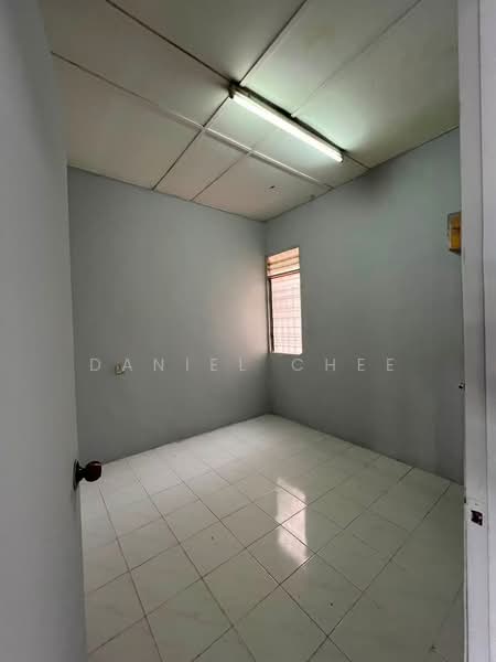 Rumah Teres 1-Tingkat untuk Disewa di Taman Menglembu Impiana Adril (Menglembu) - Daniel Chee - Bedroom 2 - PropertyGuru.com.my