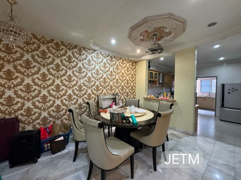 2-storey Terraced House for Sale in Bandar Botanic (Klang) - Daniel Kok - Dining Room - PropertyGuru.com.my