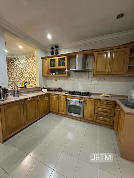 2-storey Terraced House for Sale in Bandar Botanic (Klang) - Daniel Kok - Kitchen - PropertyGuru.com.my