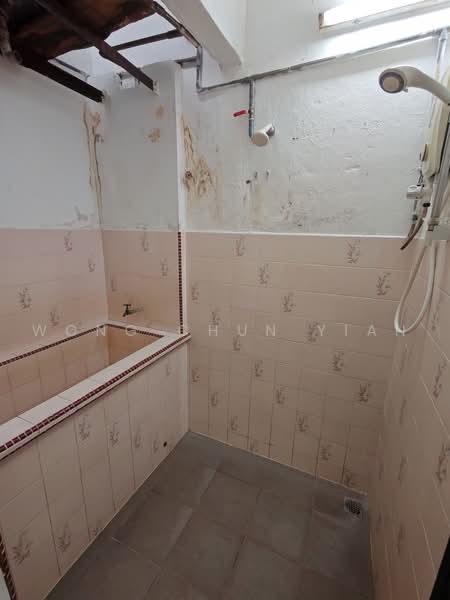 Rumah Teres 1-Tingkat untuk Dijual di Taman Keladi (Sungai Petani) - Wong Chun Yian - Bathroom - PropertyGuru.com.my