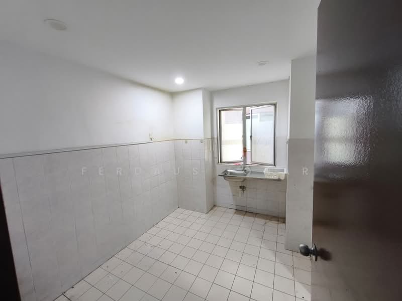 Condominium for Sale at Ridzuan Condominium - Ferdaus Johar - PropertyGuru.com.my