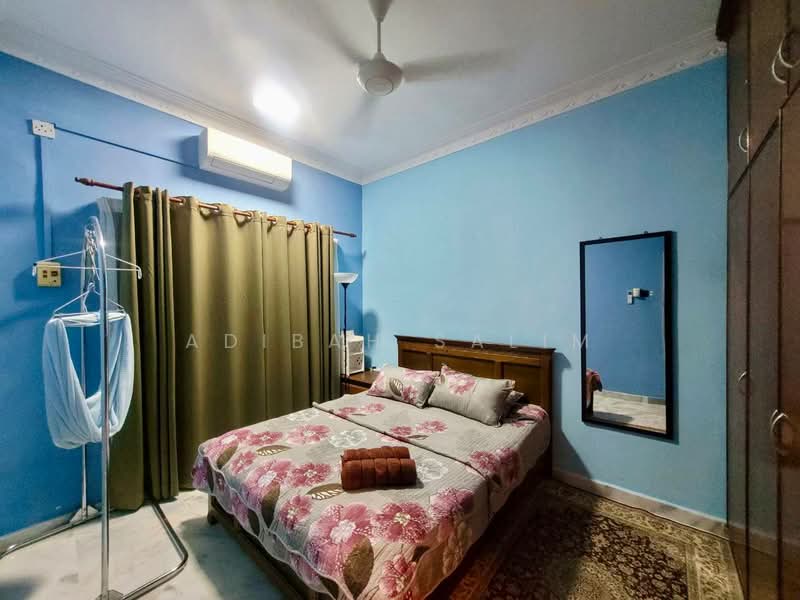 Bungalow House for Sale in Port Dickson (Negeri Sembilan) - Adibah Salim - Bedroom - PropertyGuru.com.my