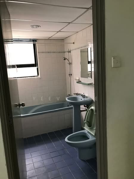 Condominium for Rent at Mont Kiara Pines - Yeevy Lee - Bathroom - PropertyGuru.com.my