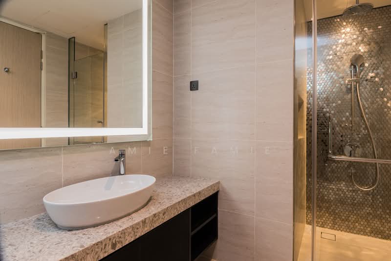 Service Residence for Rent at Star Residences Two - Amie Famie - Bathroom - PropertyGuru.com.my