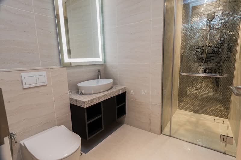 Service Residence for Rent at Star Residences Two - Amie Famie - Bathroom - PropertyGuru.com.my