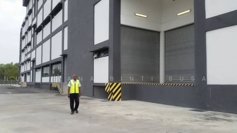 Warehouse for Rent in Bukit Jelutong (Shah Alam) - Nurliyana Binti Busari - Exterior - PropertyGuru.com.my