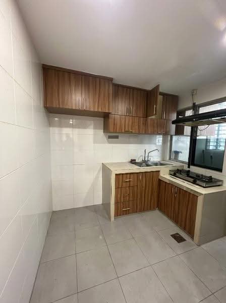 Pangsapuri untuk Disewa di Orchis Apartment - HS Ong - Kitchen - PropertyGuru.com.my