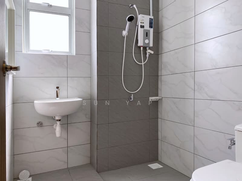 Kediaman Servis untuk Disewa di SKS Habitat - Sun Yap - Bathroom - PropertyGuru.com.my