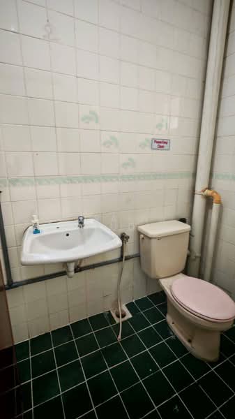2-storey Terraced House for Sale in Shah Alam (Selangor) - Zuraina Rajudin - Bathroom - PropertyGuru.com.my