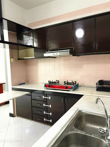 Kondominium untuk Disewa di Scotland Park - Charles Chaw - Kitchen - PropertyGuru.com.my