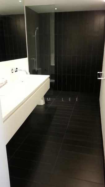 Kondominium untuk Dijual di The Hub - Adam Lee - Bathroom - PropertyGuru.com.my