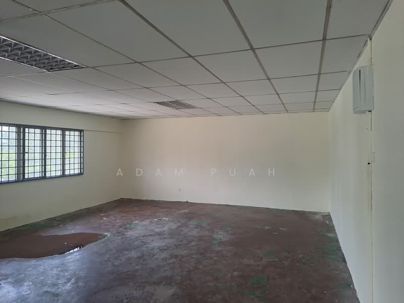 Terrace Factory for Rent in Taman Perindustrian Taming Jaya (Balakong) - Adam Puah - Interior - PropertyGuru.com.my