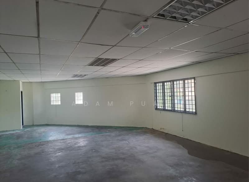 Terrace Factory for Rent in Taman Perindustrian Taming Jaya (Balakong) - Adam Puah - Interior - PropertyGuru.com.my