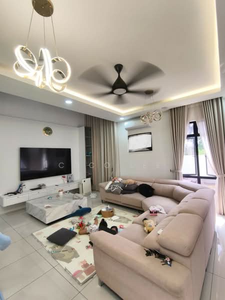 Bungalow House for Sale in Kampung Baru Seelong (Senai) - Coco Lee - Living Room - PropertyGuru.com.my