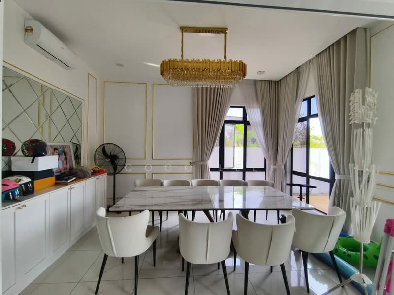 Bungalow House for Sale in Kampung Baru Seelong (Senai) - Coco Lee - Dining Room - PropertyGuru.com.my