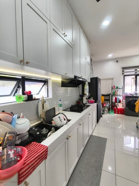 Bungalow House for Sale in Kampung Baru Seelong (Senai) - Coco Lee - Kitchen - PropertyGuru.com.my