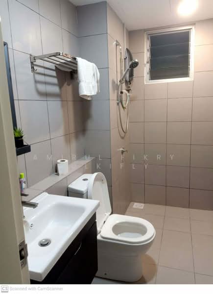 Kondominium untuk Disewa di Lakefront Homes - Amirul Fikry Zulkifly - Bathroom - PropertyGuru.com.my