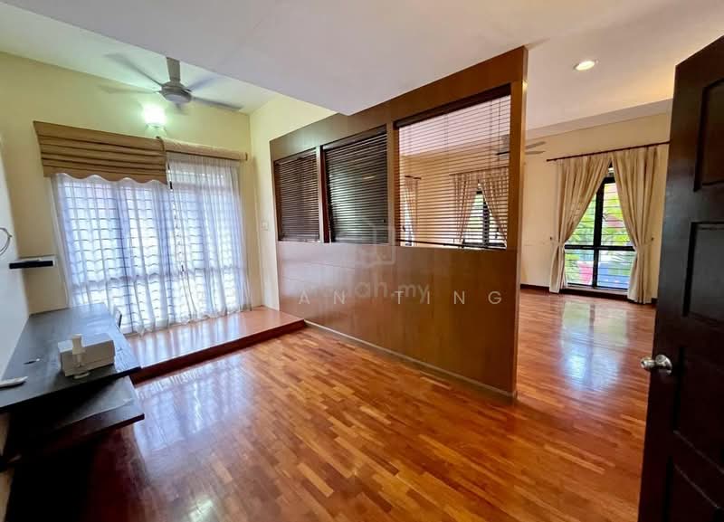 Rumah Teres 2.5-Tingkat untuk Dijual di Endlot @ Jalan Birai, Bukit Jelutong (Shah Alam) - Ethan Ting - Living Room - PropertyGuru.com.my