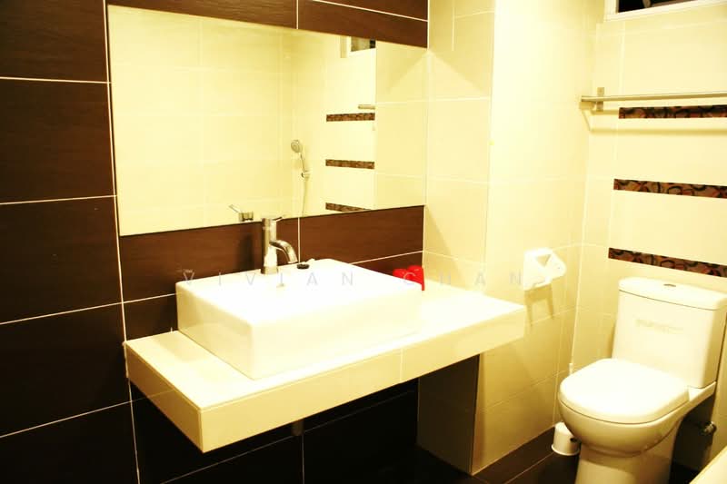 3-storey Terraced House for Rent in Tanjung Bungah (Penang) - Vivian Chan - Bathroom - PropertyGuru.com.my