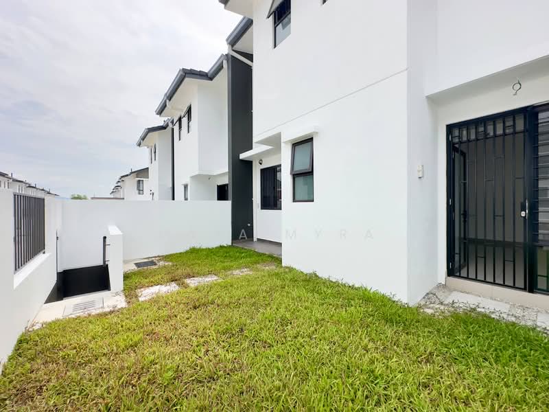 Rumah Teres 2-Tingkat untuk Dijual di Elmina (Shah Alam) - Maya Myra - Exterior - PropertyGuru.com.my