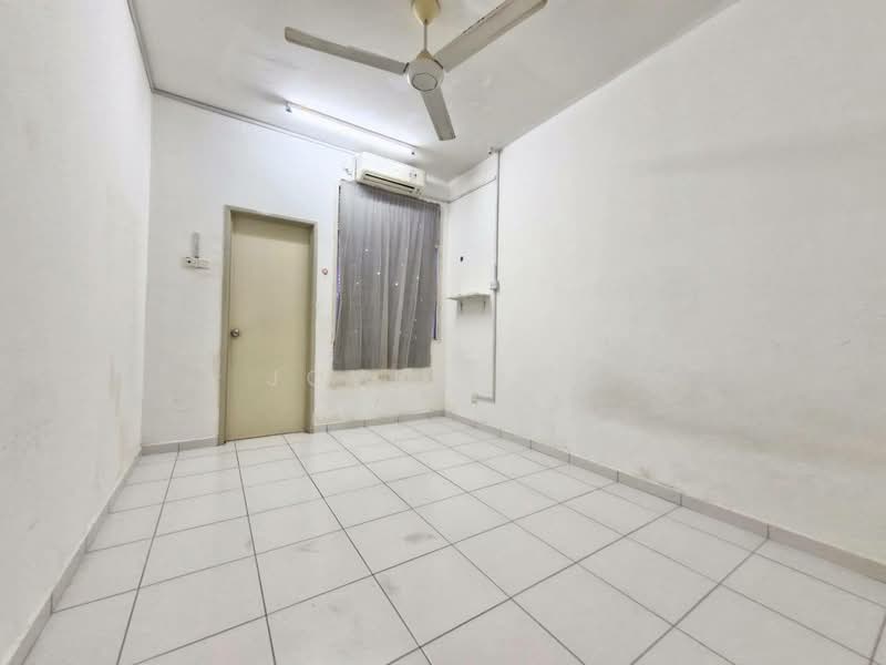Terraced House for Sale in Taman Desa Tebrau (Tebrau) - Jovel Lim - Interior - PropertyGuru.com.my