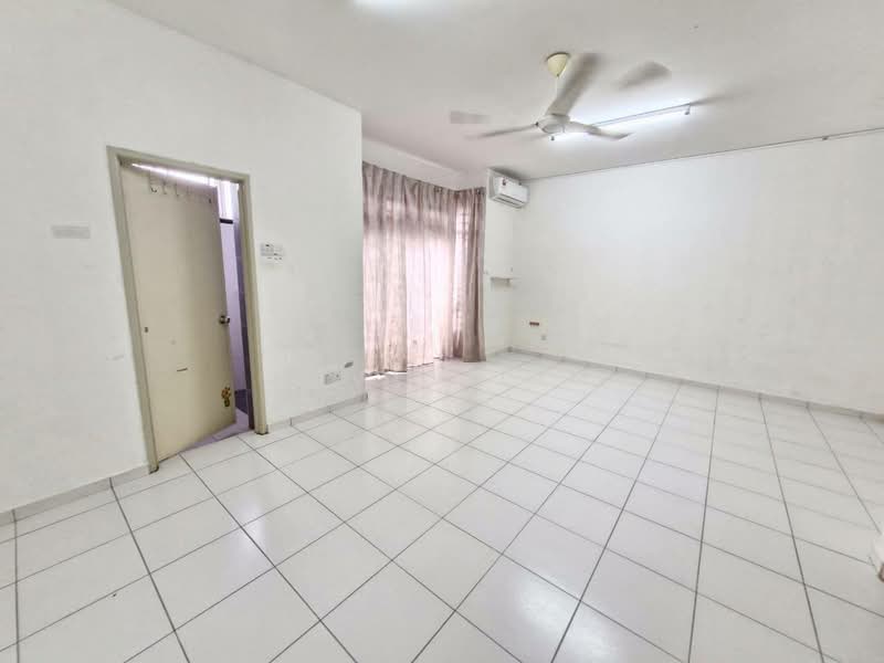 Terraced House for Sale in Taman Desa Tebrau (Tebrau) - Jovel Lim - Living Room - PropertyGuru.com.my