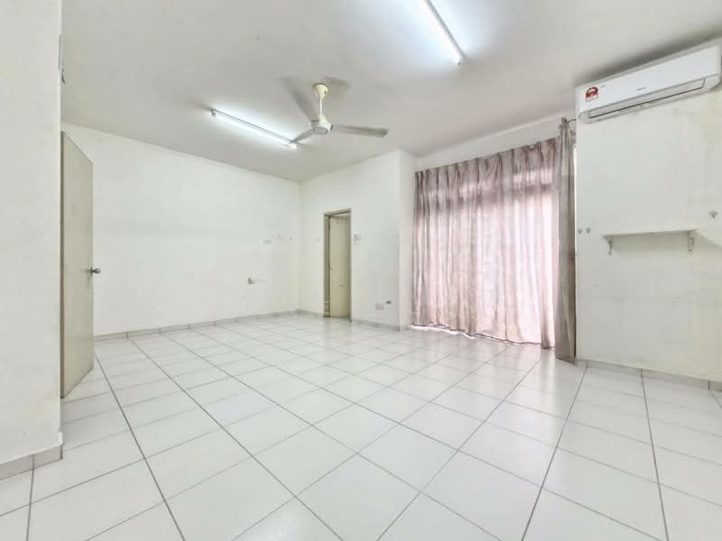 Terraced House for Sale in Taman Desa Tebrau (Tebrau) - Jovel Lim - Living Room - PropertyGuru.com.my