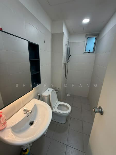 Pangsapuri untuk Disewa di Residensi Seri Wahyu - Sherry Chang - Bathroom - PropertyGuru.com.my