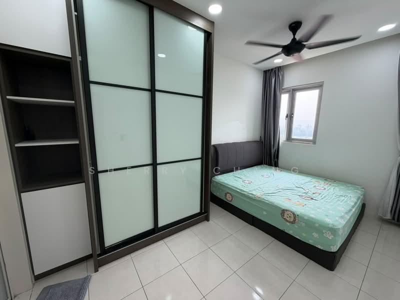 Pangsapuri untuk Disewa di Residensi Seri Wahyu - Sherry Chang - Bedroom - PropertyGuru.com.my