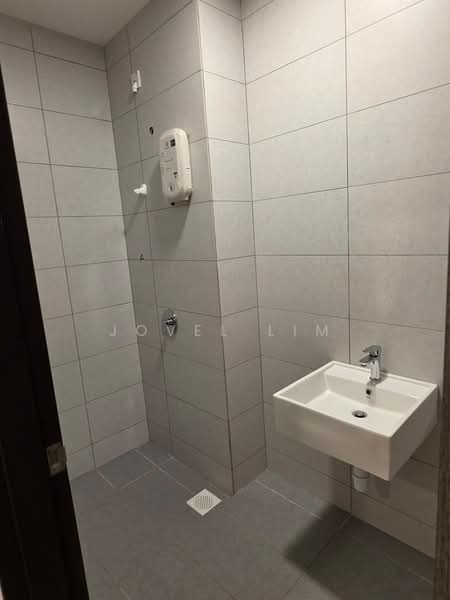 Service Residence for Sale at Meldrum Heights (Residensi Meldrum) - Jovel Lim - Bathroom - PropertyGuru.com.my