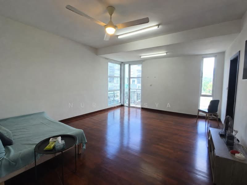3-storey Terraced House for Sale in Minden Heights (Gelugor) - Nur Alisya - Living Room - PropertyGuru.com.my