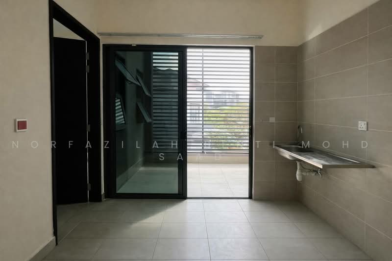 Bungalow House for Sale in Presint 8 (Putrajaya) - Norfazilah Binti Mohd Saad - Balcony - PropertyGuru.com.my