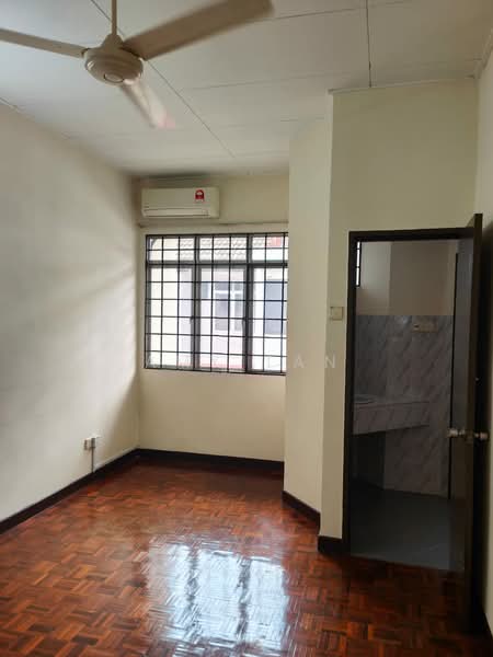 2-storey Terraced House for Sale in Bandar Utama Damansara (Petaling Jaya) - Amy Tan - Interior - PropertyGuru.com.my