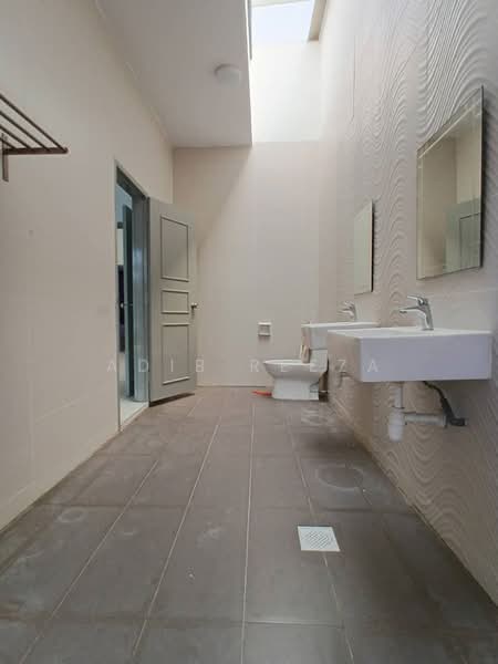2-storey Terraced House for Sale in Kulai (Johor) - Adib Reeza - Bathroom - PropertyGuru.com.my