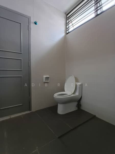 2-storey Terraced House for Sale in Kulai (Johor) - Adib Reeza - Bathroom - PropertyGuru.com.my