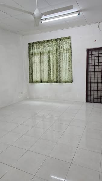2-storey Terraced House for Rent in Bandar Tasek Mutiara (Simpang Ampat) - Quinn Loh - Interior - PropertyGuru.com.my