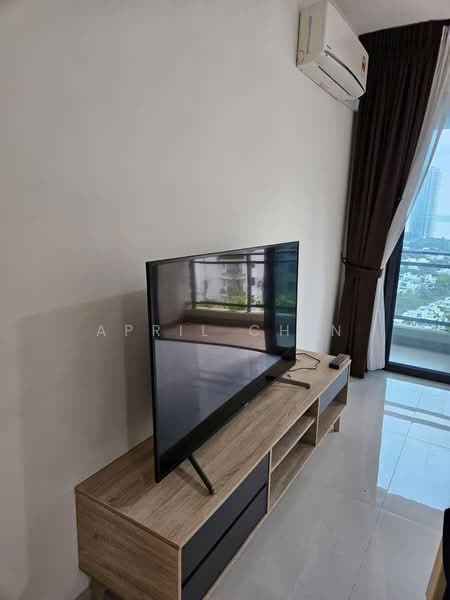 Apartment for Rent at Regalia Park @ Forest City - April Chin - Living Room - PropertyGuru.com.my