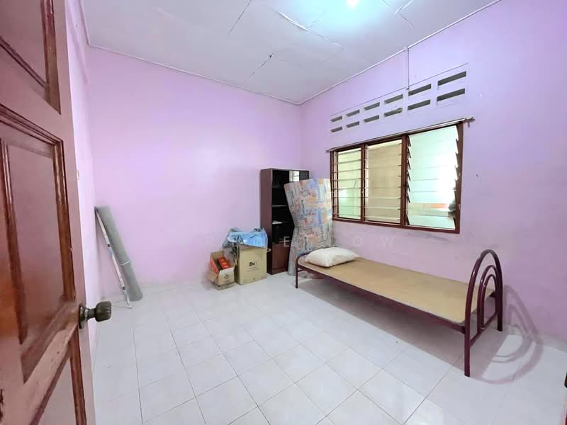 Rumah Teres 1-Tingkat untuk Dijual di Taman Ungku Tun Aminah (Skudai) - Serene Low - PropertyGuru.com.my