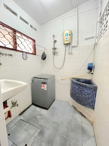 Rumah Teres 1-Tingkat untuk Dijual di Taman Ungku Tun Aminah (Skudai) - Serene Low - PropertyGuru.com.my